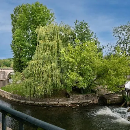 Le Clos Du Rempart Pensionat 4*